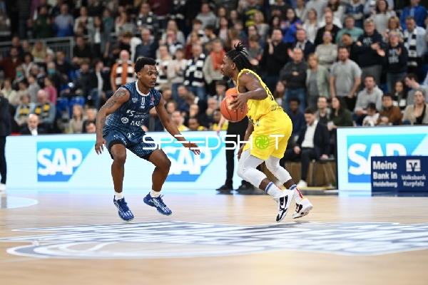 DJ Horne (0; MLP Academics Heidelberg) in Aktion