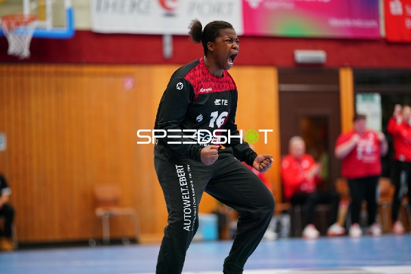 Vanessa Fehr (16; HSG Bensheim/Auerbach) in Aktion