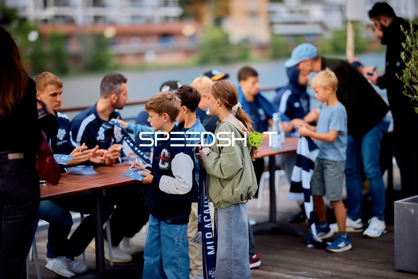 MLP Academics bei Teamvorstellung