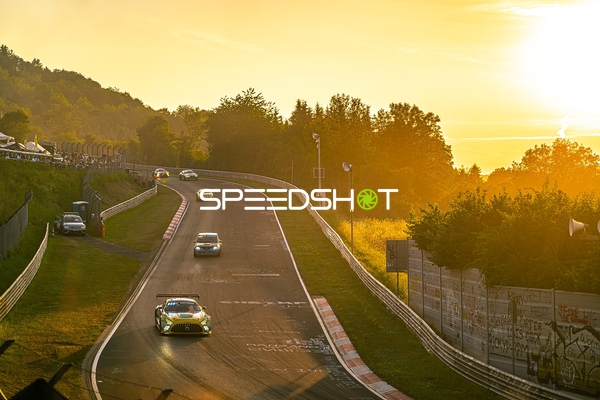 Rennfahrzeuge auf der Nordschleife