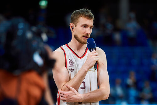 Interview mit Niels Giffey (5, FC Bayern Basketball)