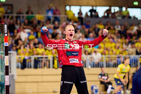 David Späth (29; Rhein Neckar Löwen) jubelt nach Tor