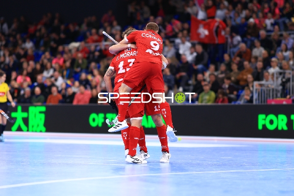 Jubel von Mika CONRAD (9; Schweiz) und Yves MORARD (13; Schweiz)