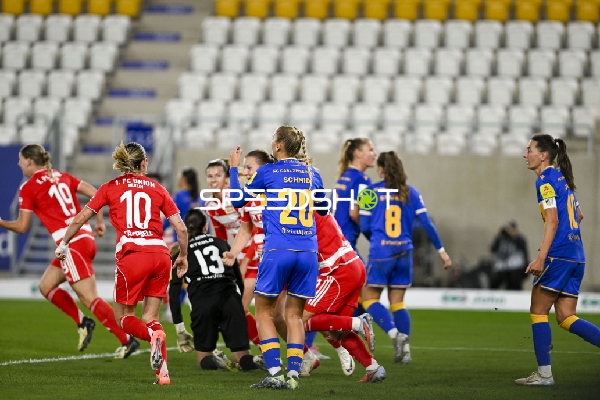 Zweikampf im Strafraum