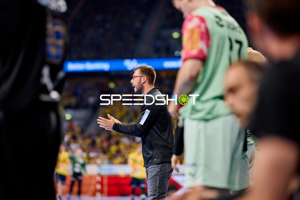 Trainer an der Seitenlinie