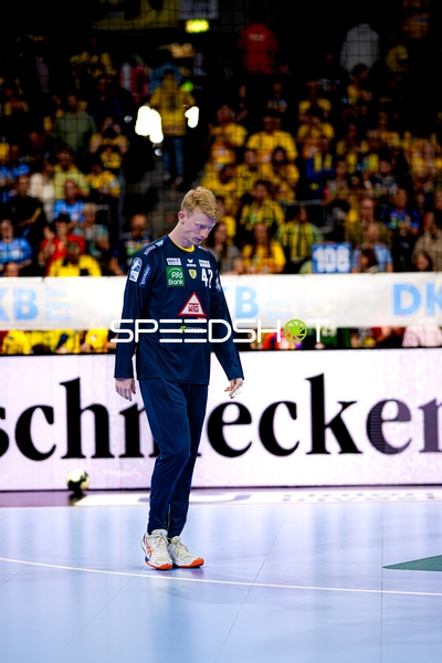 Jon Lindenchrone Andersen (42, Rhein Neckar Löwen) auf dem Spielfeld