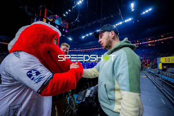 Handball I Herren I Saison 2024-2025 I Final4 I Spiel um Platz 3 I Rhein-Neckar Löwen - HBW Balingen-Weilstetten I 13.04.2025