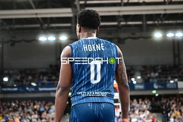 DJ Horne (0; MLP Academics Heidelberg) auf dem Spielfeld