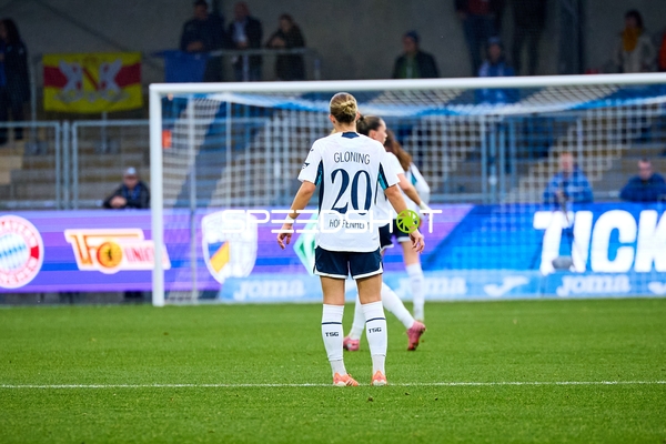Spielerin Laura Gloning (20; TSG Hoffenheim Frauen) auf dem Feld