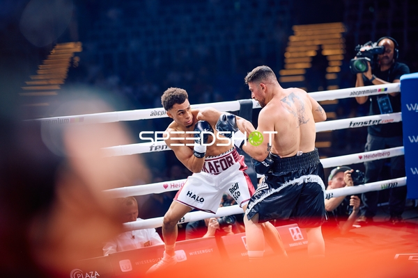 Alexander Okafor in Aktion