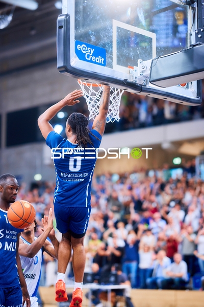 Dunk DJ Horne (0;MLP Academics Heidelberg) Viertel 4