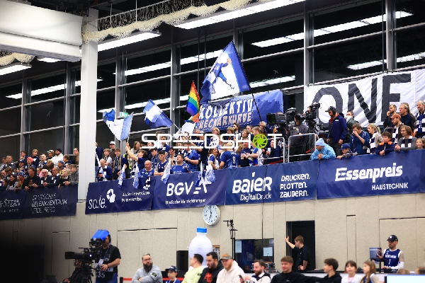 Fan-Szene in der GBG Halle