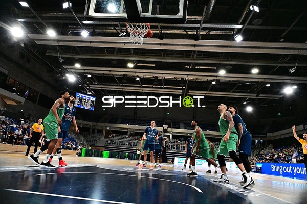 Kampf um den Rebound