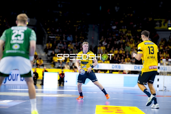 Wurf von Haukur Thrastarson (25; Rhein Neckar Löwen)