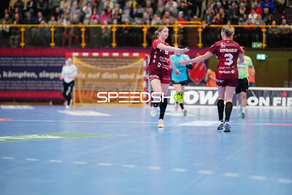 Nina Engel (6; HSG Bensheim/Auerbach) in Aktion