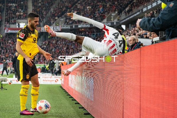 Spieler an der Seitenlinie