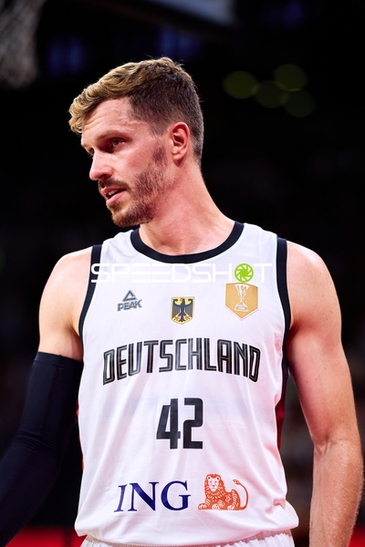 Andreas Obst (42; Deutschland) auf dem Court