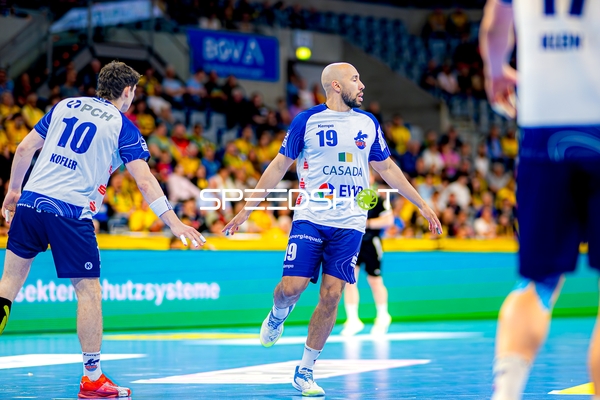 David Cyrill Akakpo (19, 1. VfL Potsdam) und Elias Kofler (10, 1. VfL Potsdam) in Bewegung