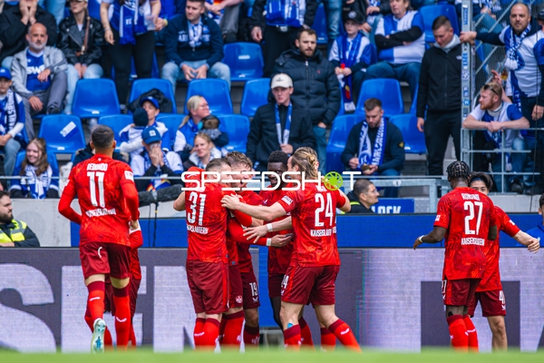 Torjubel Kenny Prince Redondo (11, 1. FC Kaiserslautern), Luca Sirch (31, 1. FC Kaiserslautern), Jannis Heuer (24, 1. FC Kaiserslautern)