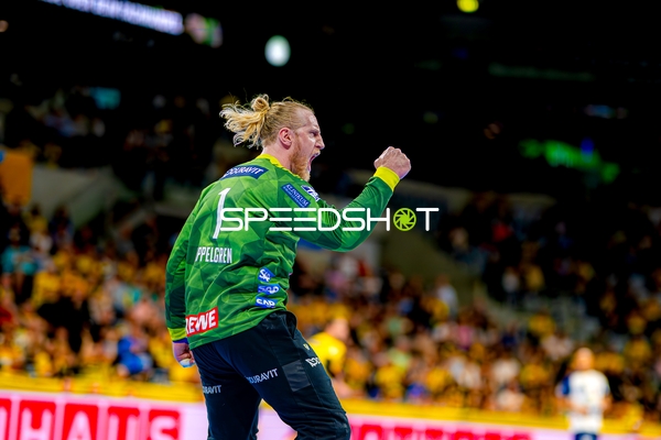 Torwartjubel Mikael Appelgren (1;Rhein Neckar Löwen)