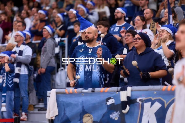 Fan-Szene mit Paul Zipser (9; MLP Academics Heidelberg)