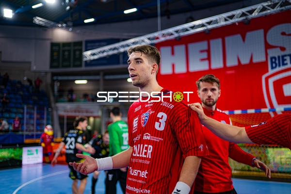 Nikola Vlahovic (3; SG BBM Bietigheim) positioniert sich