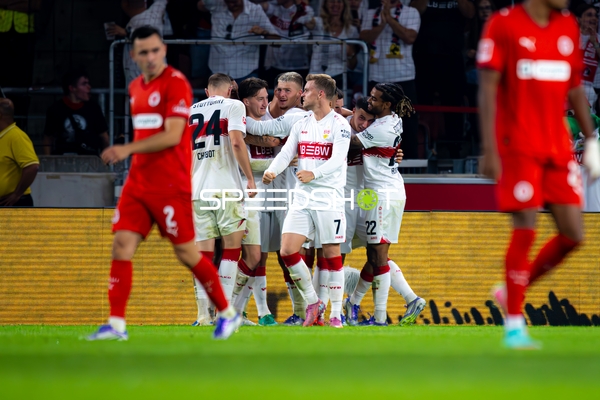 VfB Stuttgart feiert Tor