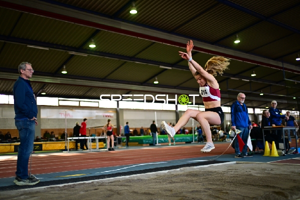 Weitsprung von 214; LG Region Karlsruhe