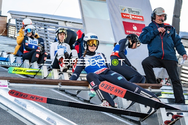 Two-Nights Tour Skispringen Damen