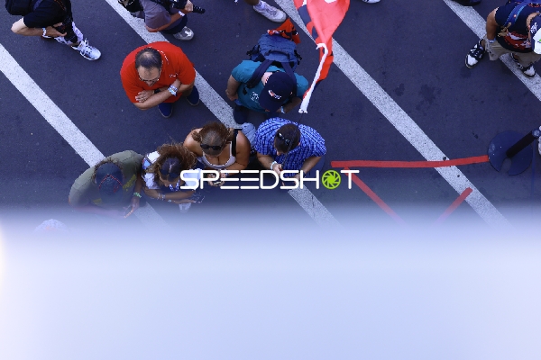 Fans beim 24h Rennen 2025