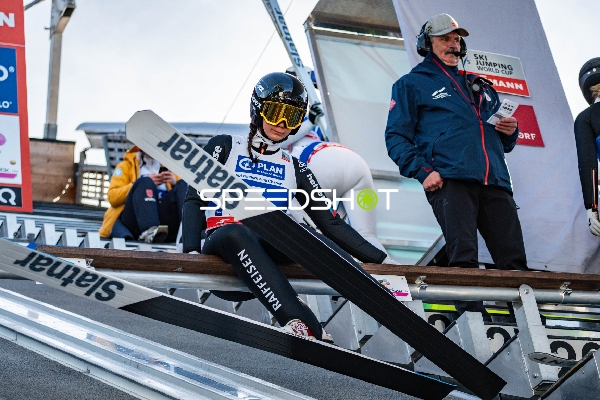 Two-Nights Tour Skispringen Damen