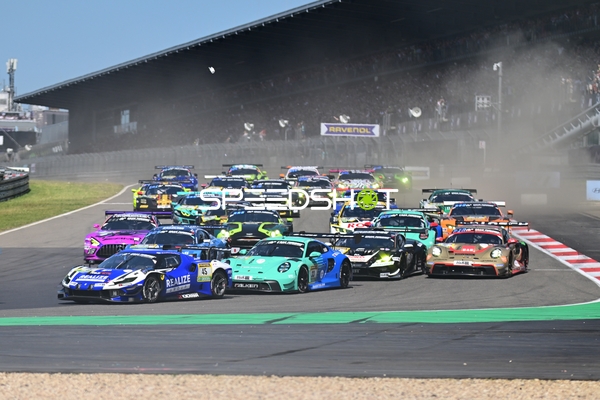 Start beim 24h Rennen 2025 Nürburgring