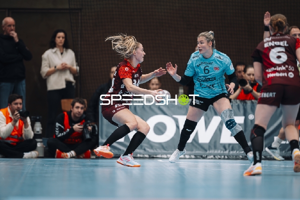 Szene mit Nathalie Hendrikse (6; Thüringer HC)