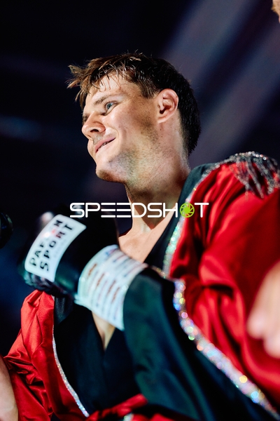 Boxer in Ringside Zone