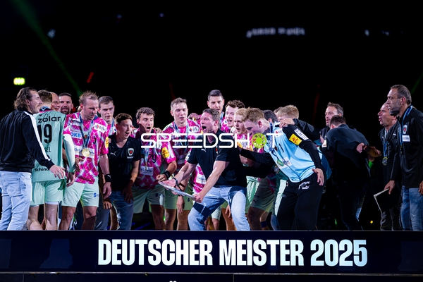 Füchse Berlin feiern Meister