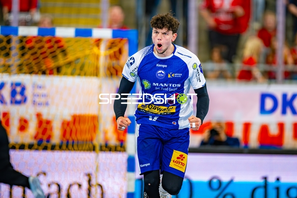 Marko Grgic (17, ThSV Eisenach) jubelt vor Tor