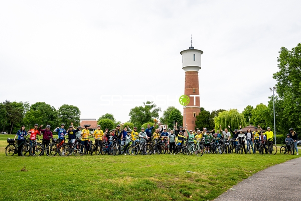 Spielfeld-Impression ohne Aktion