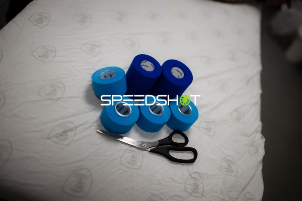 Vorbereitung mit Sporttapes