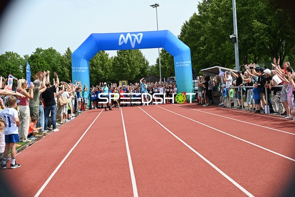 Startaufstellung TVE Sommerlauf Edingen 2025