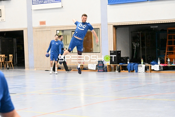 Sprungwurf von Max Mustermann