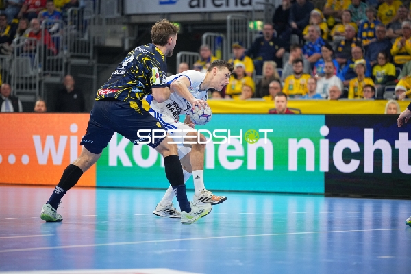 Moritz Sauter (33, HSV Hamburg) in Aktion