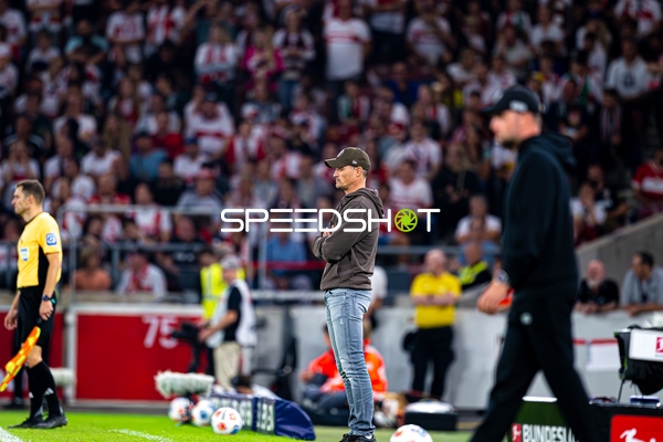 Trainer an der Seitenlinie