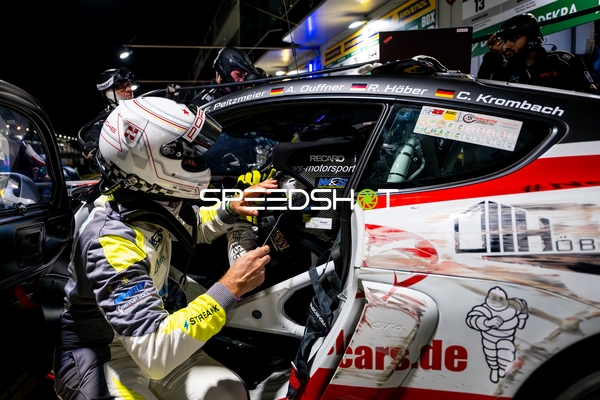 Mechaniker in der Boxengasse