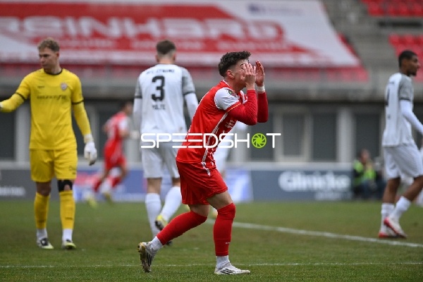 Enttäuschung und Defensive