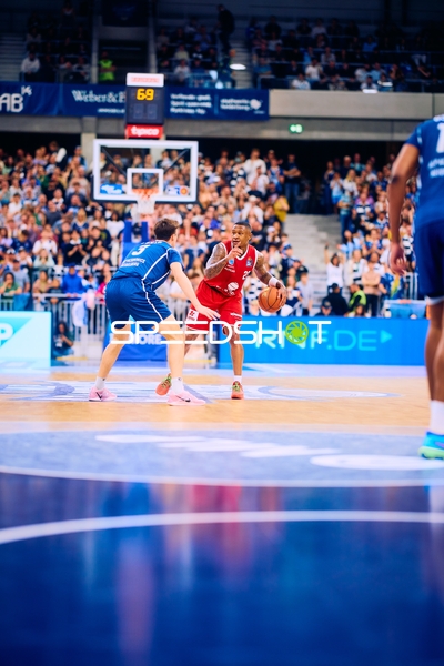 Dynamisches Dribbeln von Callison