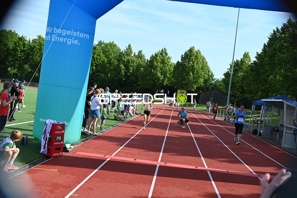 TVE Sommerlauf Edingen Zieleinlauf