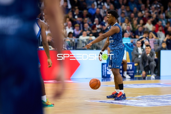 DJ Horne (0; MLP Academics Heidelberg) in Aktion