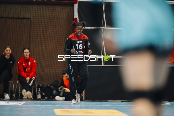 Szene mit Vanessa Fehr (16; HSG Bensheim/Auerbach)