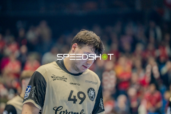 Aron Seesing (49; Bergischer HC) in Aktion