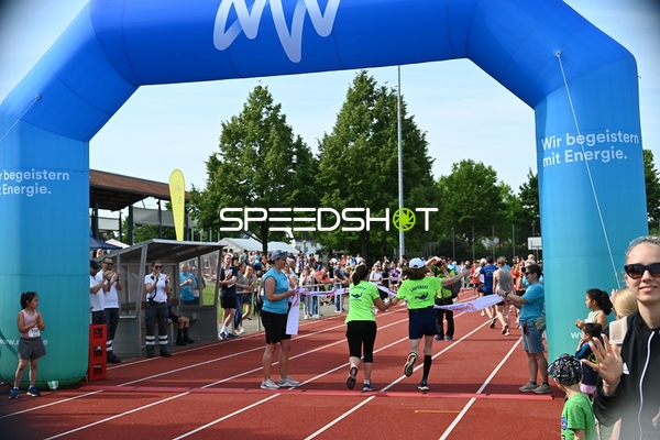 TVE Sommerlauf Edingen Zieleinlauf